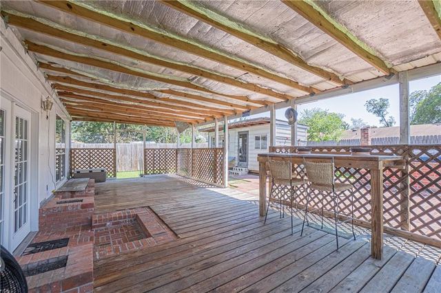 5627 W CIRCLE Drive, Alexandria, LA 71301