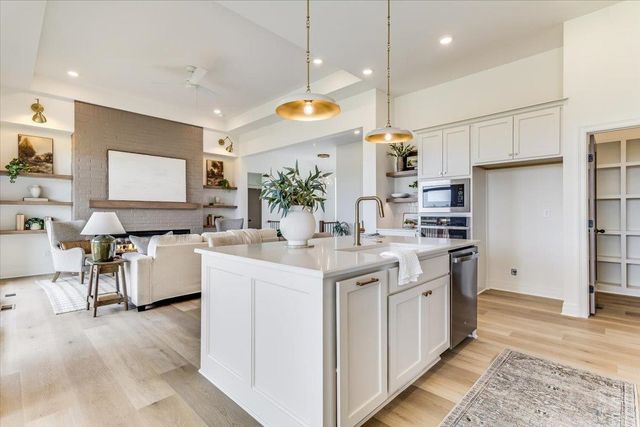 257 N Ciderbluff Ct., Wichita, KS 67052