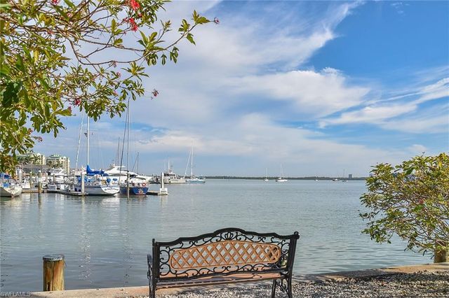 1011 Anglers CV H403, Marco Island, FL 34145