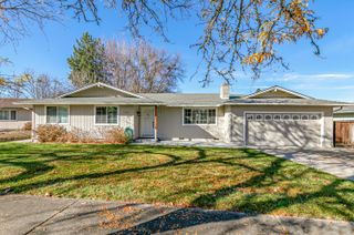 1569 Papago Drive, Medford, OR 97504