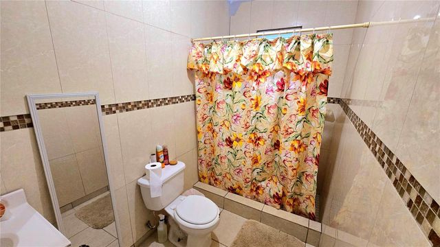 ST. 823 KM 1.1 BO. RIO LAJAS 1-A, Toa Alta, PR 00953