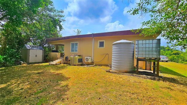 ST. 823 KM 1.1 BO. RIO LAJAS 1-A, Toa Alta, PR 00953