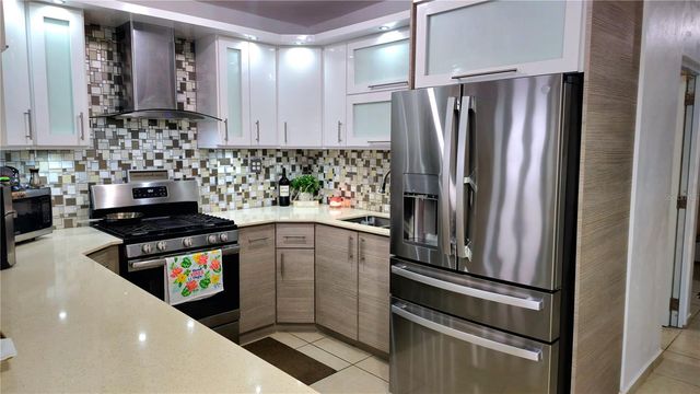 ST. 823 KM 1.1 BO. RIO LAJAS 1-A, Toa Alta, PR 00953