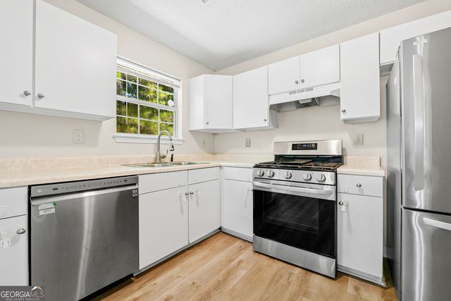 2397 Rambling Way, Lithonia, GA 30058