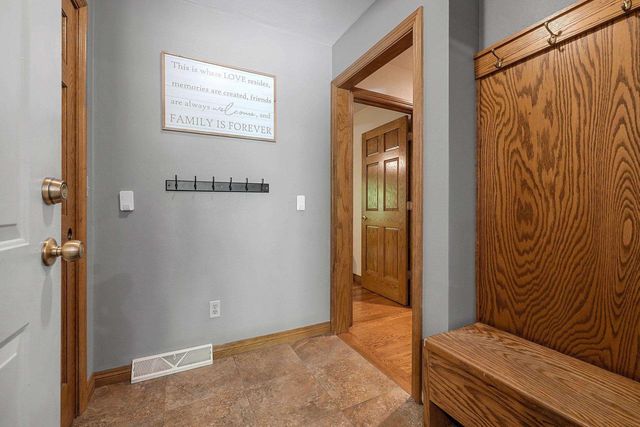 N3880 ANITA WIECKERT ROAD, Appleton, WI 54913
