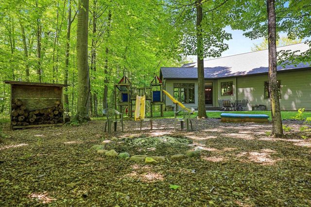 N3880 ANITA WIECKERT ROAD, Appleton, WI 54913