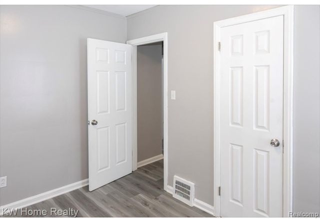 20051 Prairie Street, Detroit, MI 48221