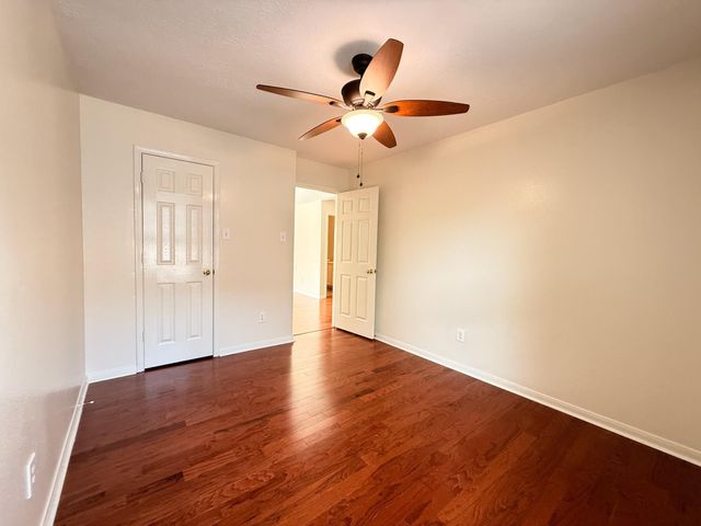 9619 Therrell Drive, Houston, TX 77064