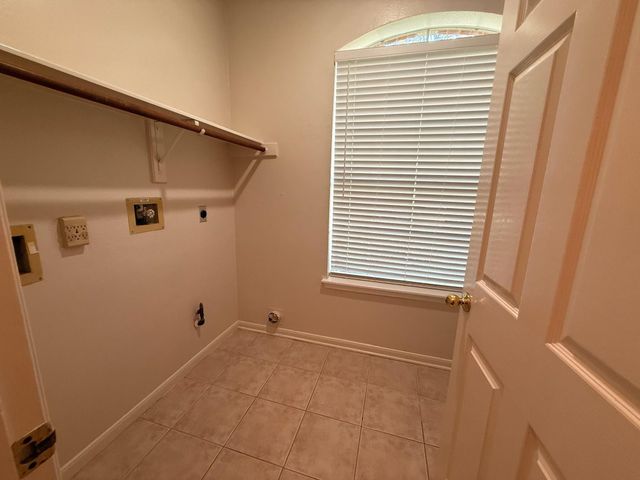 9619 Therrell Drive, Houston, TX 77064