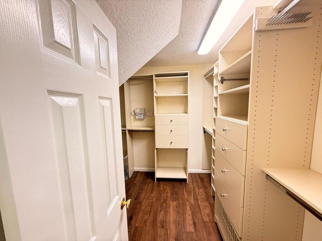 9619 Therrell Drive, Houston, TX 77064