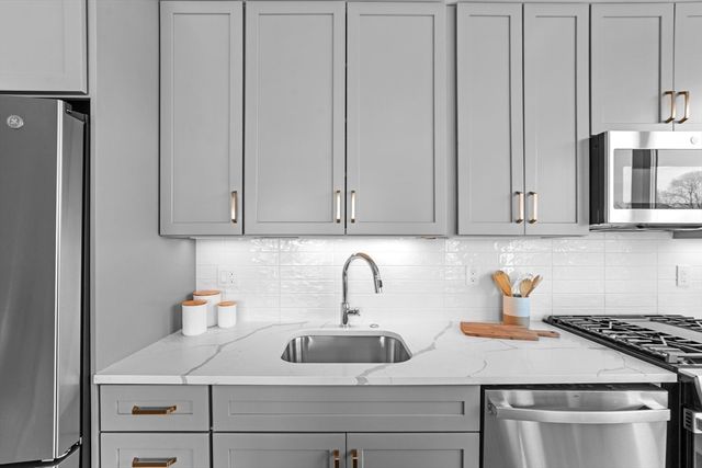 500 Talbot Ave 308, Boston, MA 02124