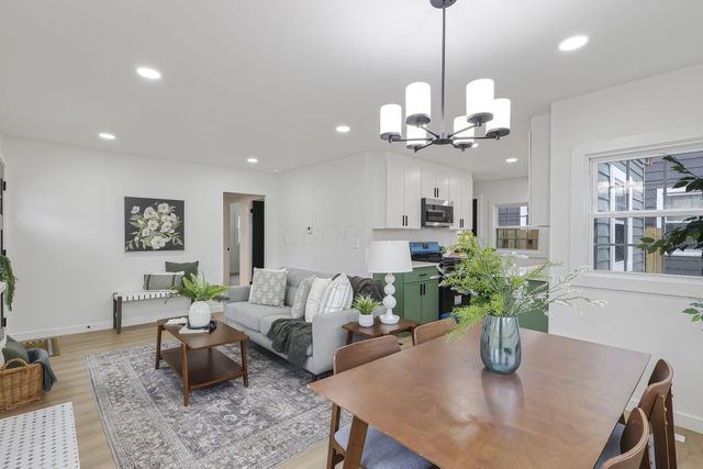 878 Grandon Avenue, Columbus, OH 43209