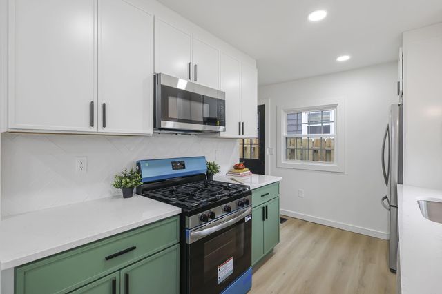 878 Grandon Avenue, Columbus, OH 43209