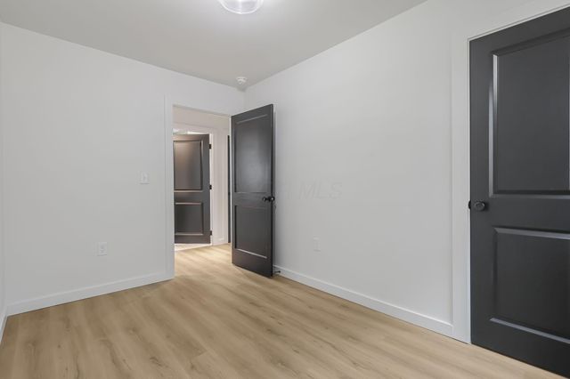 878 Grandon Avenue, Columbus, OH 43209