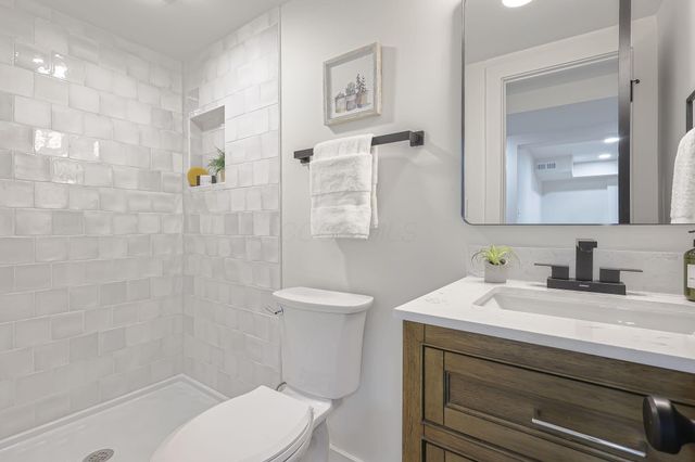 878 Grandon Avenue, Columbus, OH 43209