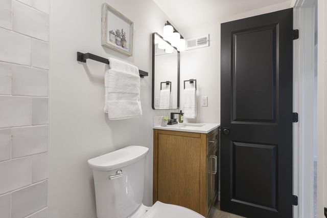 878 Grandon Avenue, Columbus, OH 43209