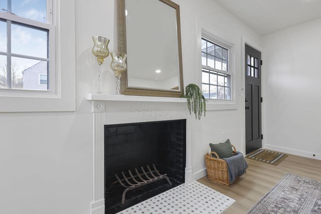 878 Grandon Avenue, Columbus, OH 43209