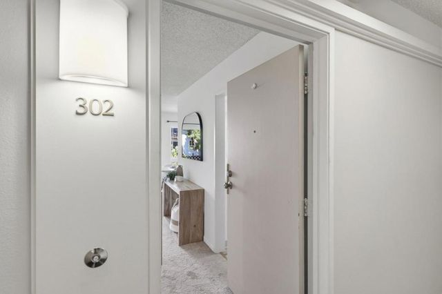 815 N Humboldt Street 302, San Mateo, CA 94401