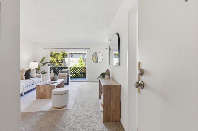 815 N Humboldt Street 302, San Mateo, CA 94401