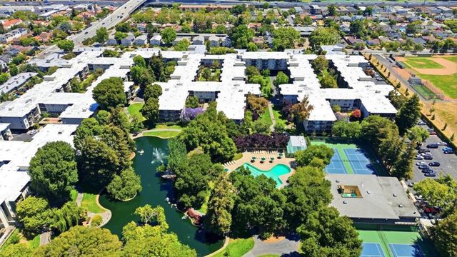 815 N Humboldt Street 302, San Mateo, CA 94401