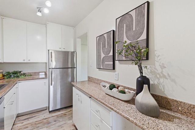 815 N Humboldt Street 302, San Mateo, CA 94401