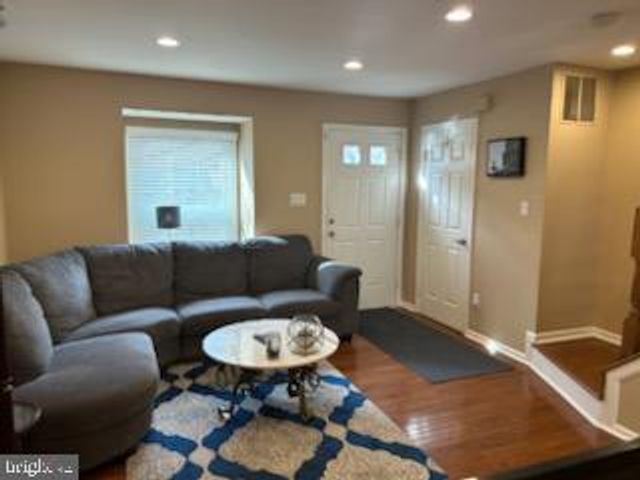 5008 9TH ST S, Arlington, VA 22204