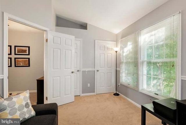 5008 9TH ST S, Arlington, VA 22204