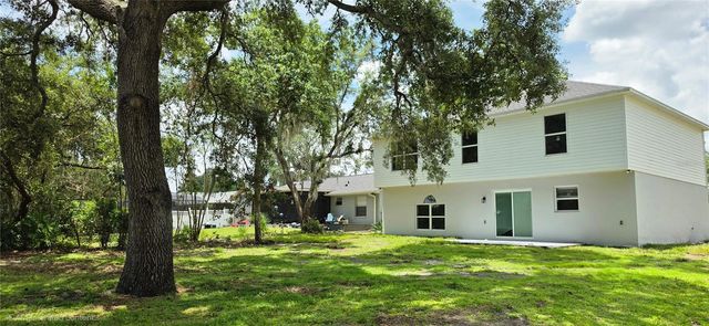 2861 BLACKBURN AVENUE, Deltona, FL 32738