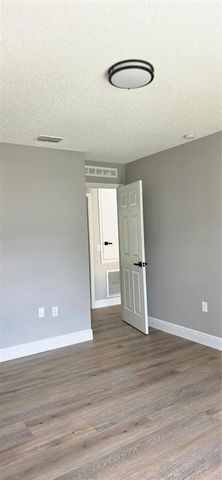 2861 BLACKBURN AVENUE, Deltona, FL 32738
