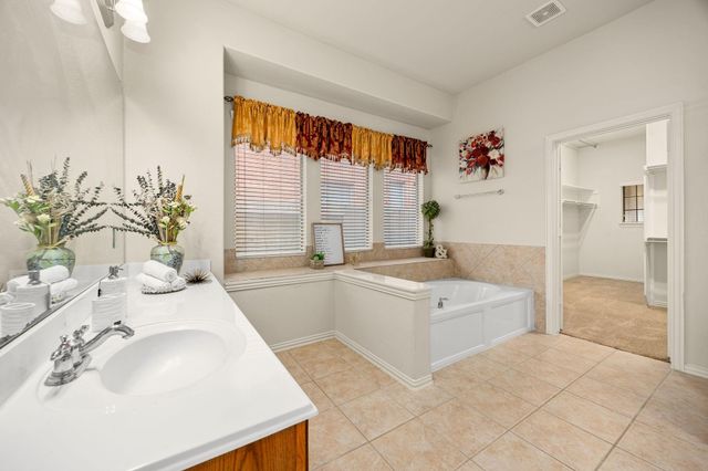 79 Cherry Hills Drive, Jersey Village, TX 77064