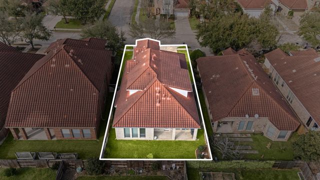 79 Cherry Hills Drive, Jersey Village, TX 77064