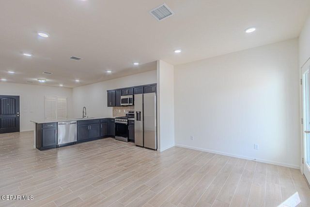 1213 Irish Summer, El Paso, TX 79928