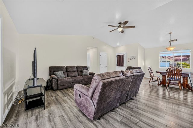 720 Indian Wells Court, Pahrump, NV 89060