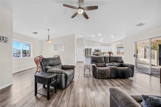 720 Indian Wells Court, Pahrump, NV 89060