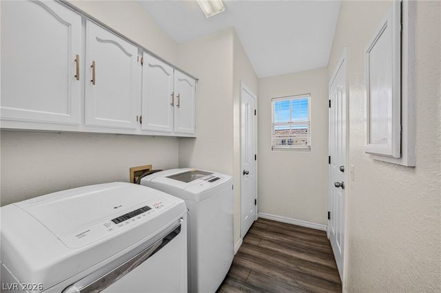720 Indian Wells Court, Pahrump, NV 89060