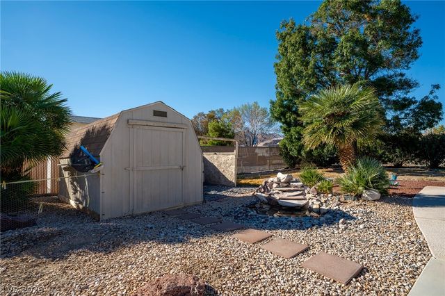 720 Indian Wells Court, Pahrump, NV 89060