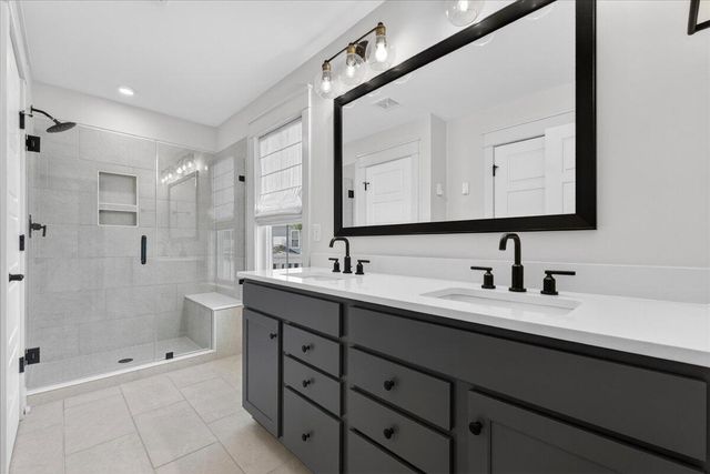 1506 N Lakeshore Drive, Mount Pleasant, SC 29466