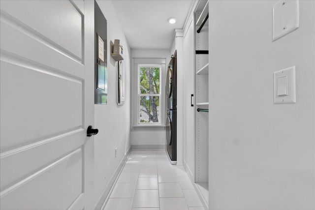 1506 N Lakeshore Drive, Mount Pleasant, SC 29466