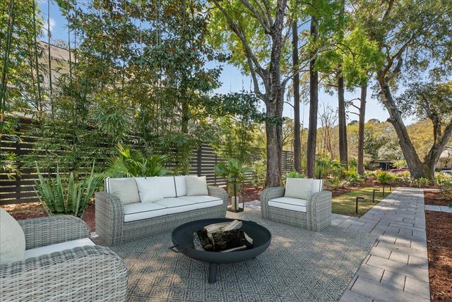 1506 N Lakeshore Drive, Mount Pleasant, SC 29466