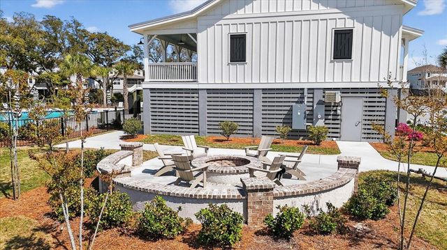 1506 N Lakeshore Drive, Mount Pleasant, SC 29466