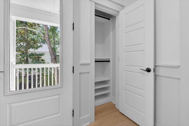 1506 N Lakeshore Drive, Mount Pleasant, SC 29466