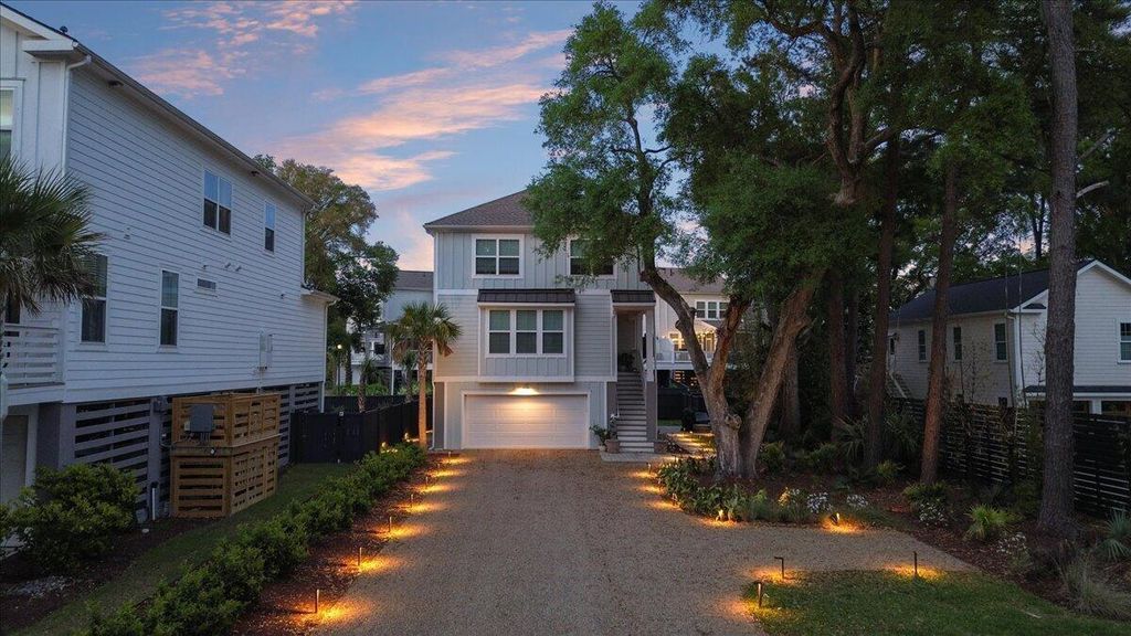 1506 N Lakeshore Drive, Mount Pleasant, SC 29466