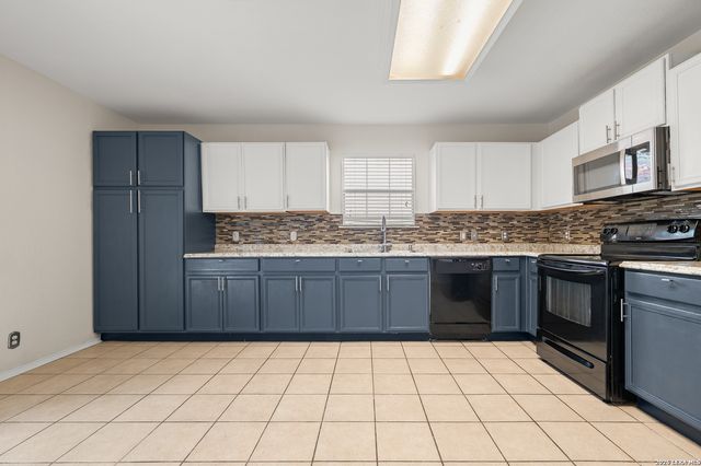 7611 Cedar Farm, San Antonio, TX 78239