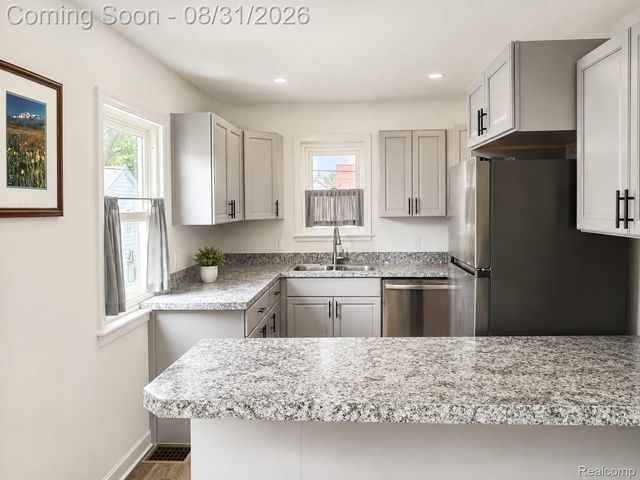 279 W 21st Street, Holland, MI 49423