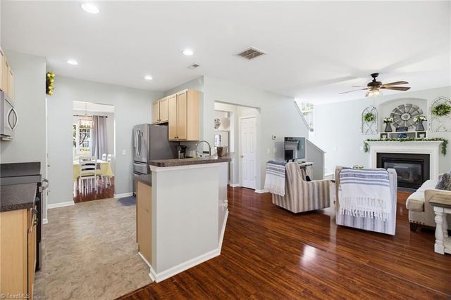4134 Grassy Knoll Circle, Winston-salem, NC 27107