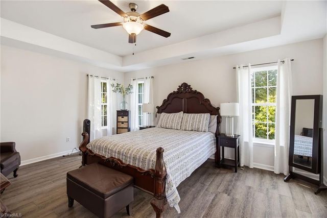 4134 Grassy Knoll Circle, Winston-salem, NC 27107