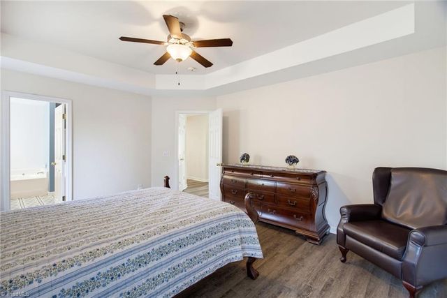 4134 Grassy Knoll Circle, Winston-salem, NC 27107