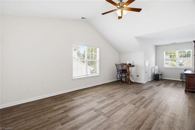 4134 Grassy Knoll Circle, Winston-salem, NC 27107