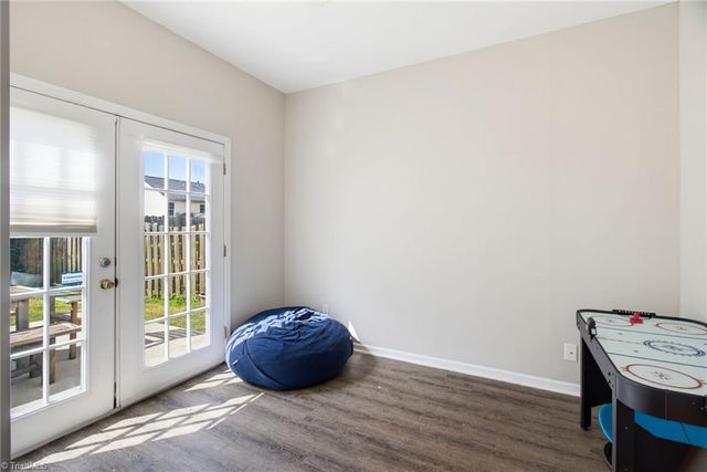 4134 Grassy Knoll Circle, Winston-salem, NC 27107