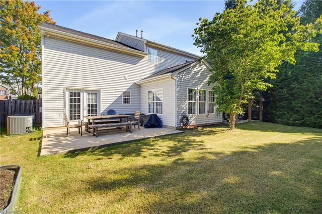 4134 Grassy Knoll Circle, Winston-salem, NC 27107